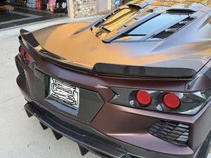 C8 Z06X Ducktail Spoiler for Stingray, Autoclave 2x2 exposed carbon